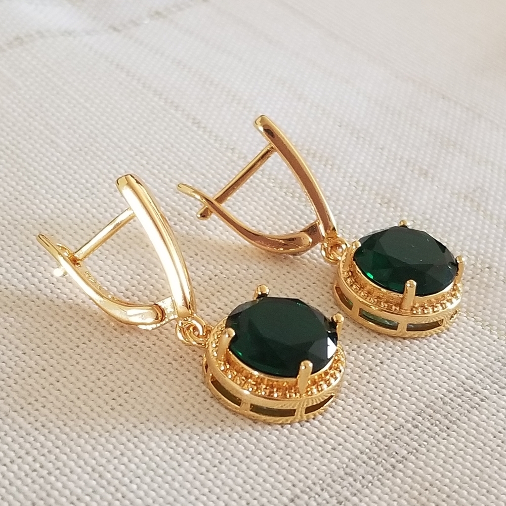 New 18K Gold Plated Round Cut Emerald Dangle Drop Hoop Earrings for Women - Picture 2 of 8